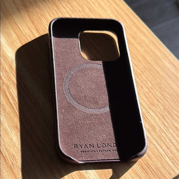 Dark Brown Leather Phone Case - Picture 4 of 4